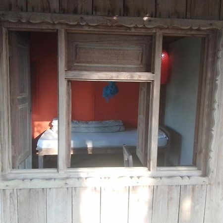 Shanta Ghar A Rustic Guesthouse Chitwan Exterior photo