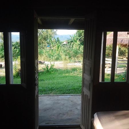Shanta Ghar A Rustic Guesthouse Chitwan Exterior photo