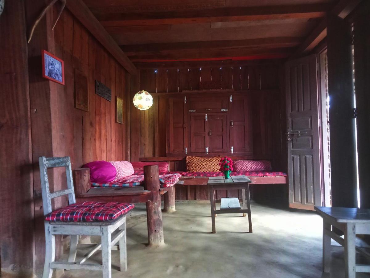 Shanta Ghar A Rustic Guesthouse Chitwan Exterior photo