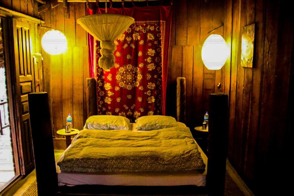 Shanta Ghar A Rustic Guesthouse Chitwan Exterior photo