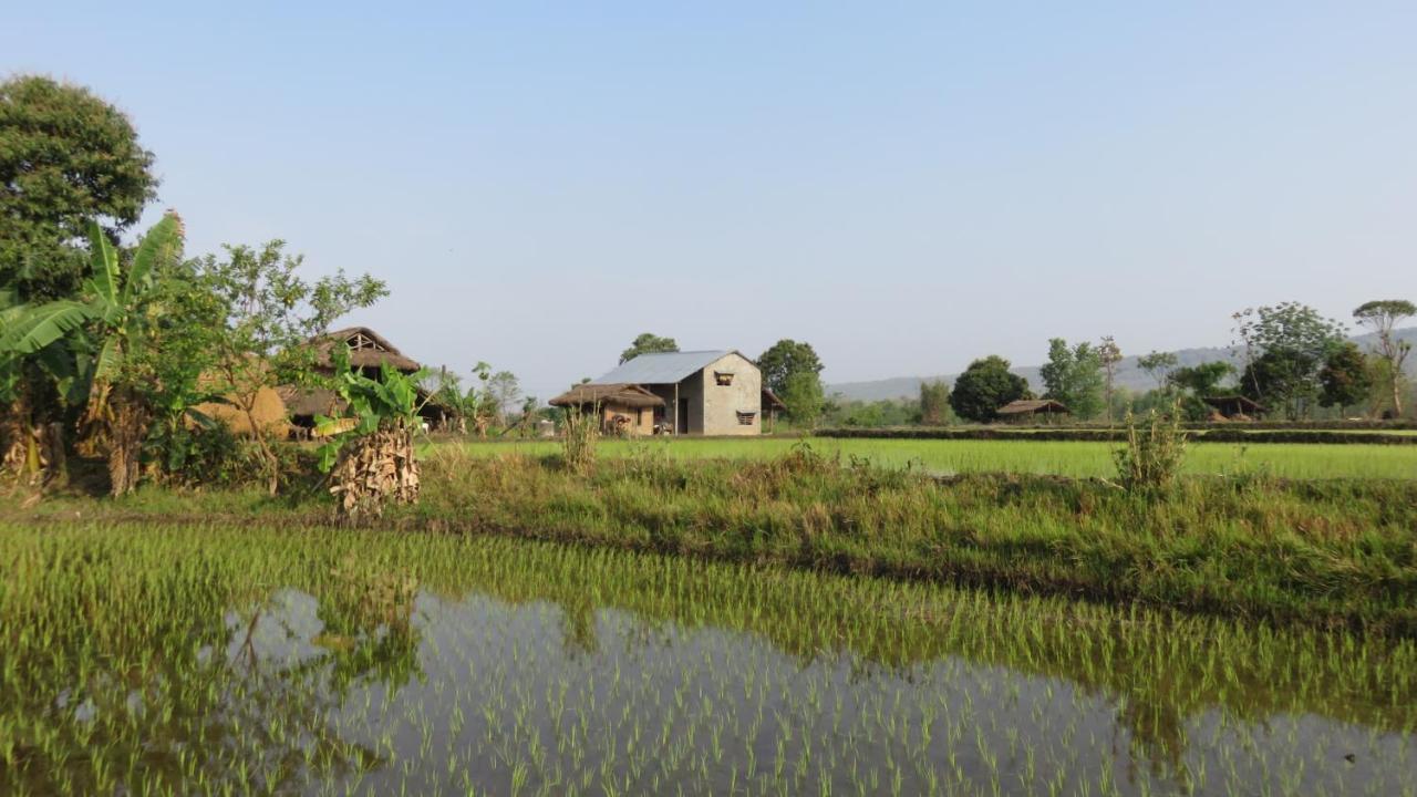 Shanta Ghar A Rustic Guesthouse Chitwan Exterior photo