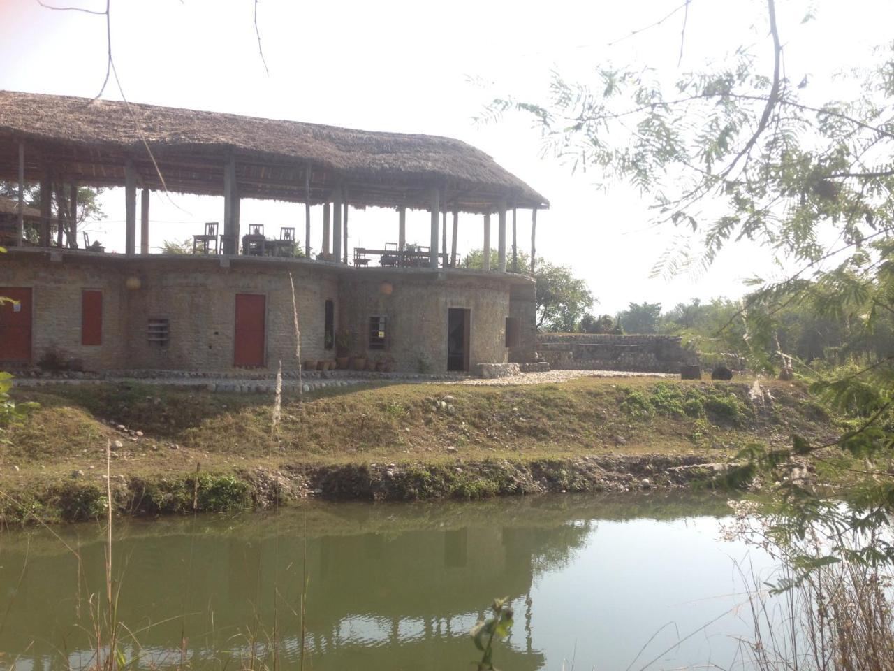 Shanta Ghar A Rustic Guesthouse Chitwan Exterior photo