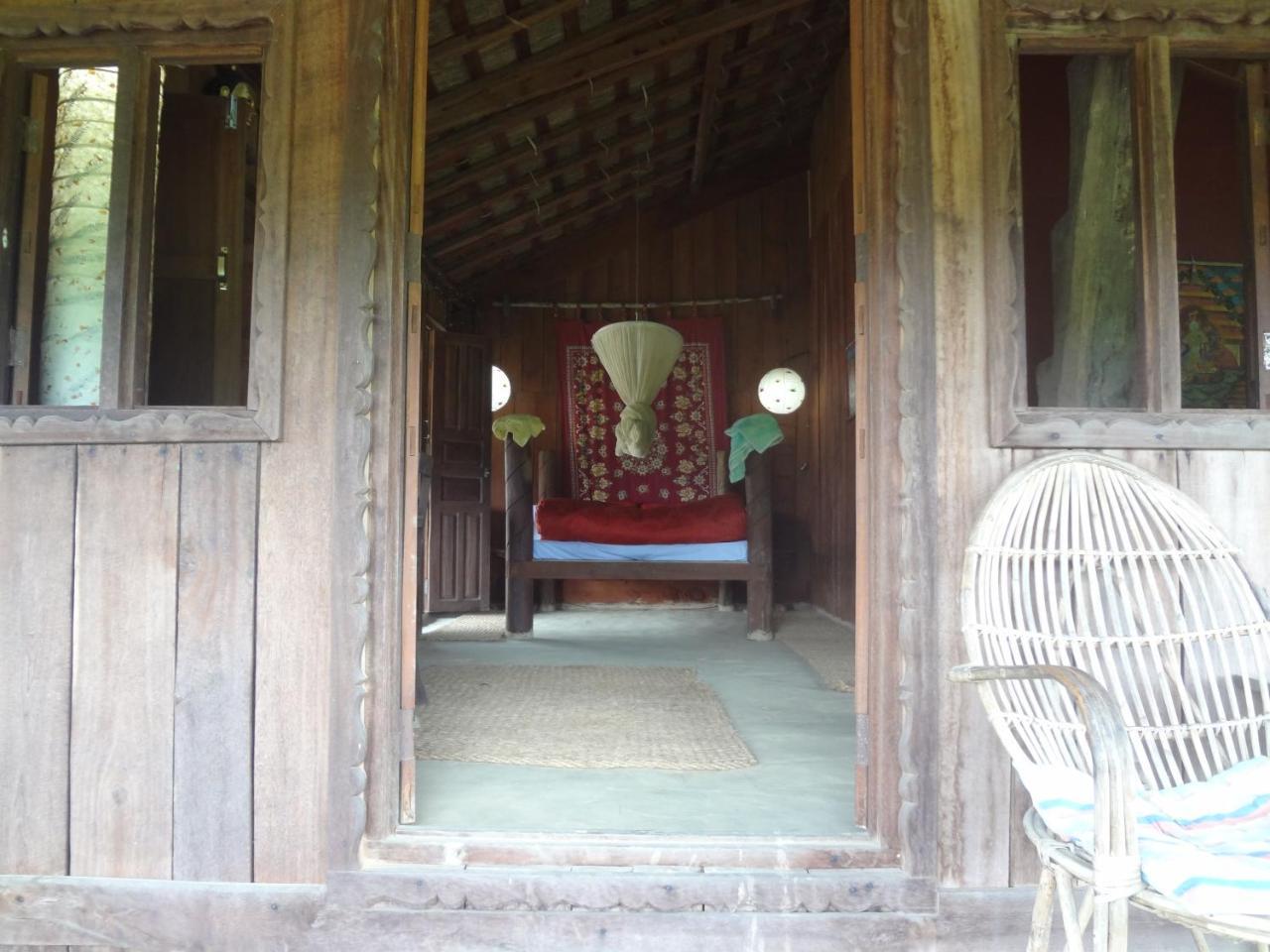 Shanta Ghar A Rustic Guesthouse Chitwan Exterior photo
